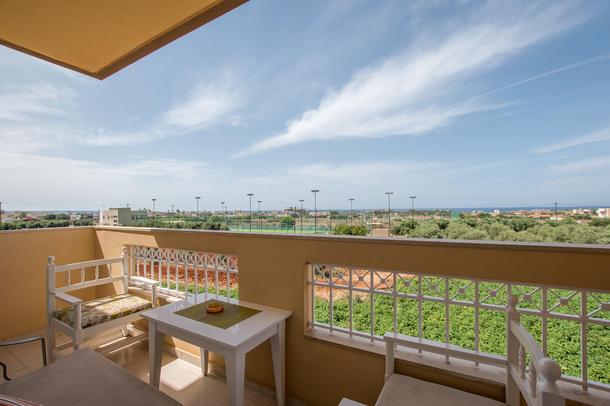 Danelis Studios & Apartments Malia  Ngoại thất bức ảnh