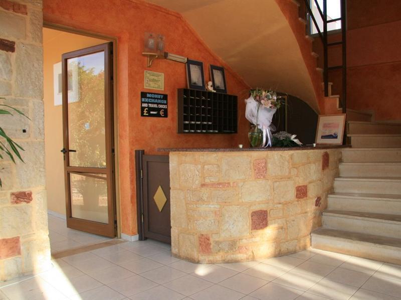 Danelis Studios & Apartments Malia  Ngoại thất bức ảnh