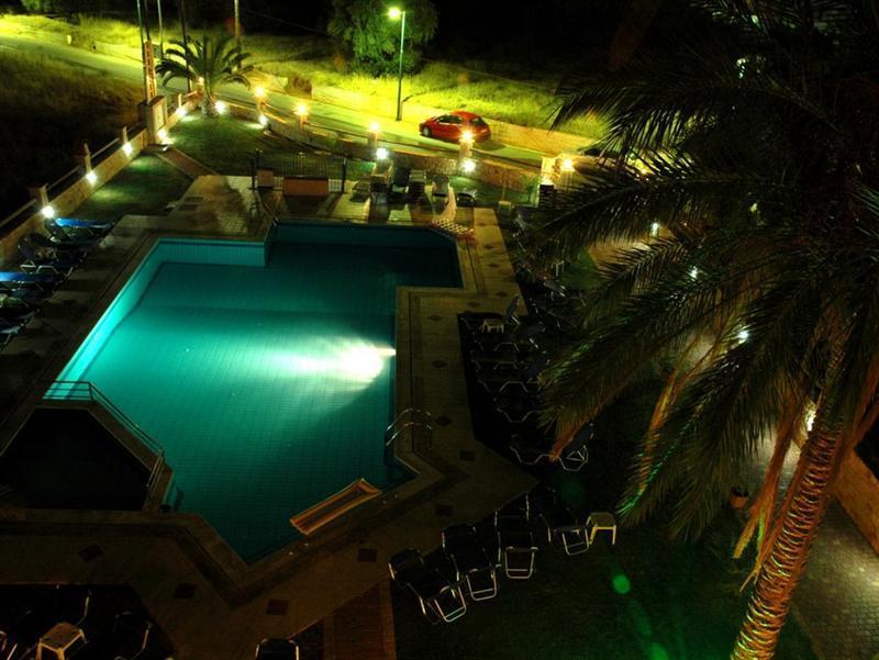 Danelis Studios & Apartments Malia  Ngoại thất bức ảnh